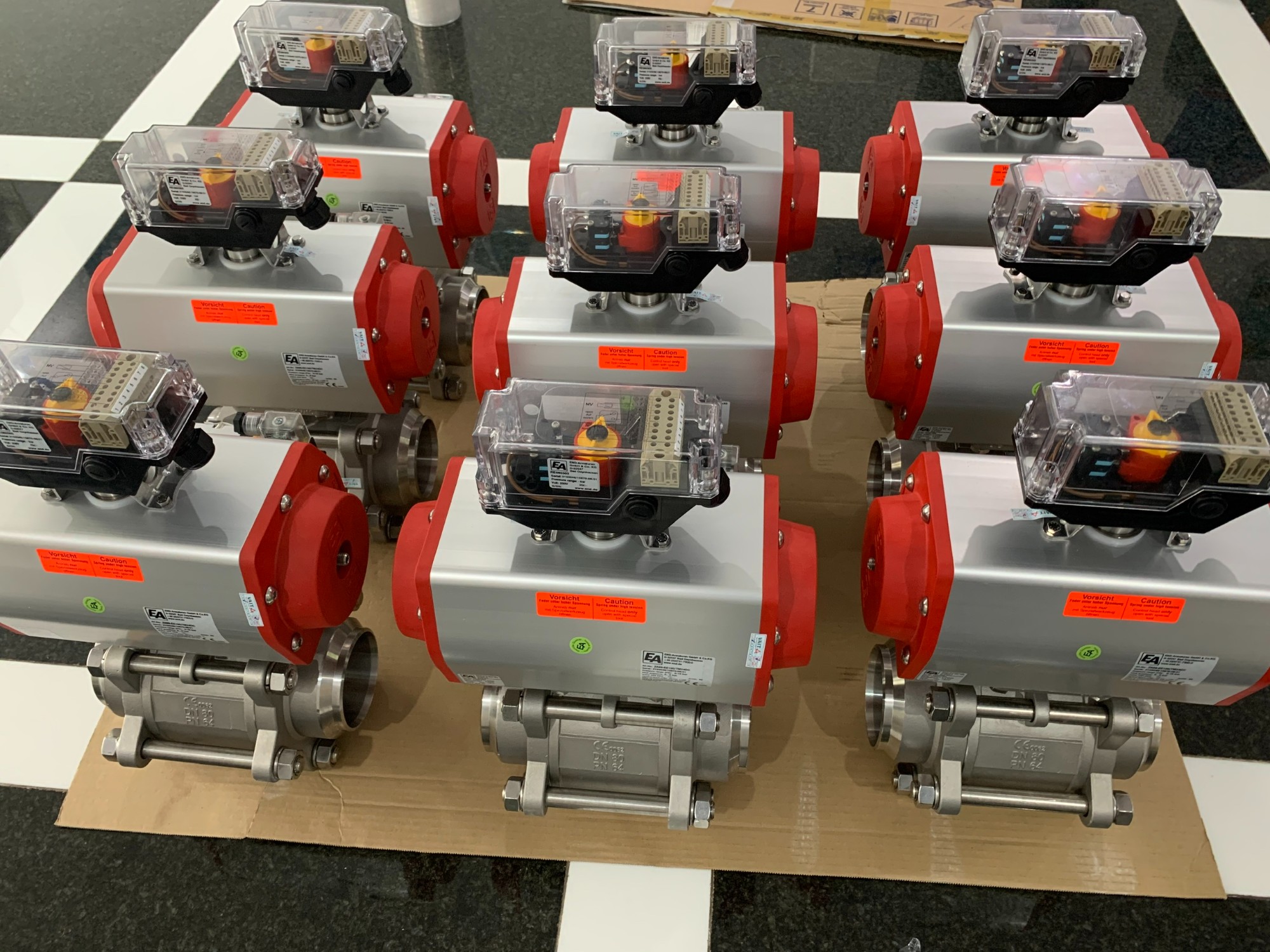 van bi khí nén nhập khẩu châu âu