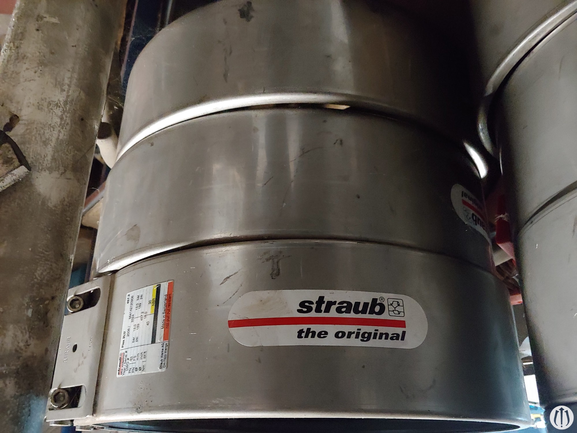 Khớp nối đường ống Straub