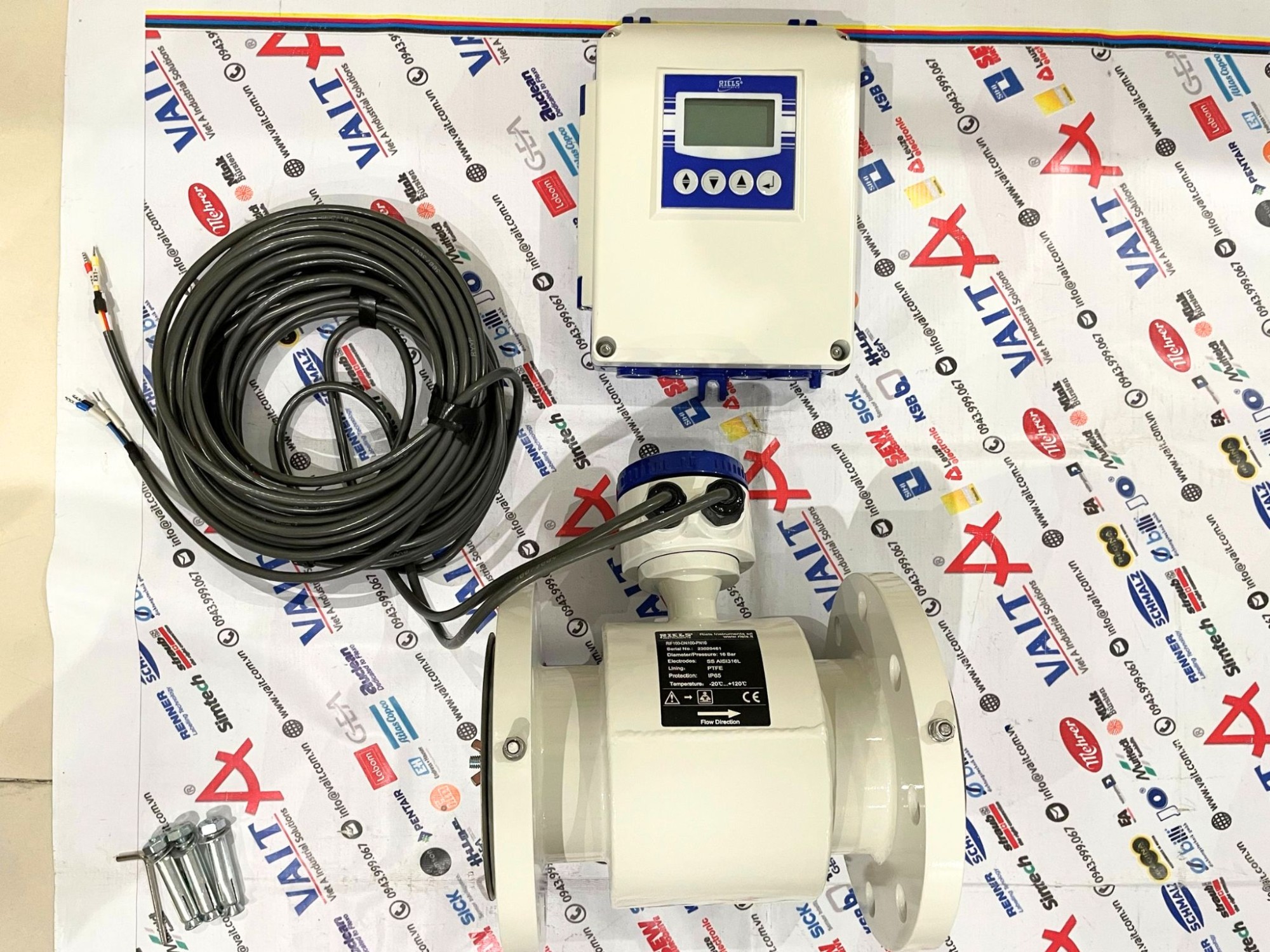 Đồng hồ đo lưu lượng nước DN100